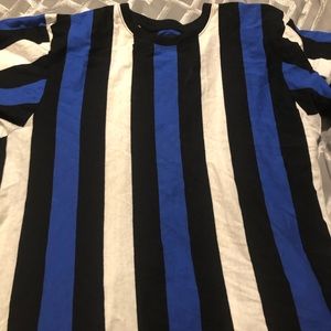 White black blue t-shirt